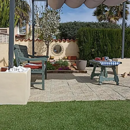Holiday home Happy Casa Feliz
